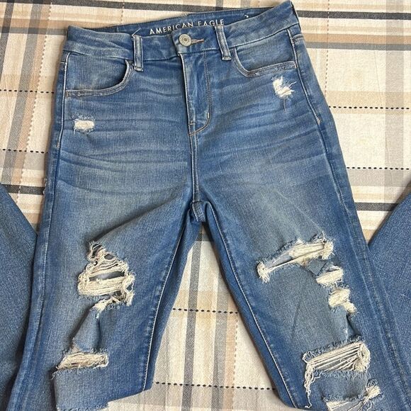 American Eagle High Rise Curvy Jegging - Picture 2 of 11